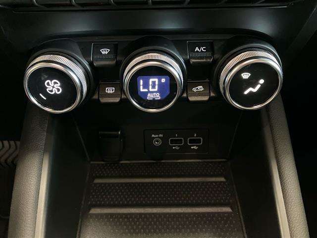 RENAULT Captur 1.6 E-TECH Plug-in Hybrid 160cv Intens Auto