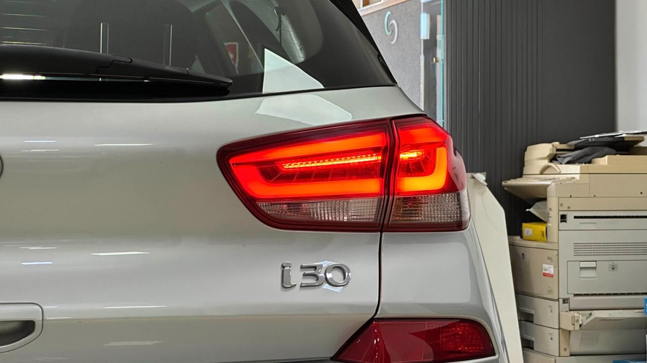 Hyundai i30 1.6 CRDi 110CV 5 porte Business