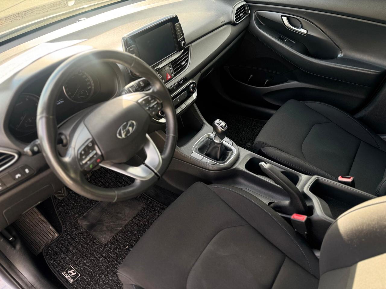 Hyundai i30 sw 1.6 CRDi 2019 top
