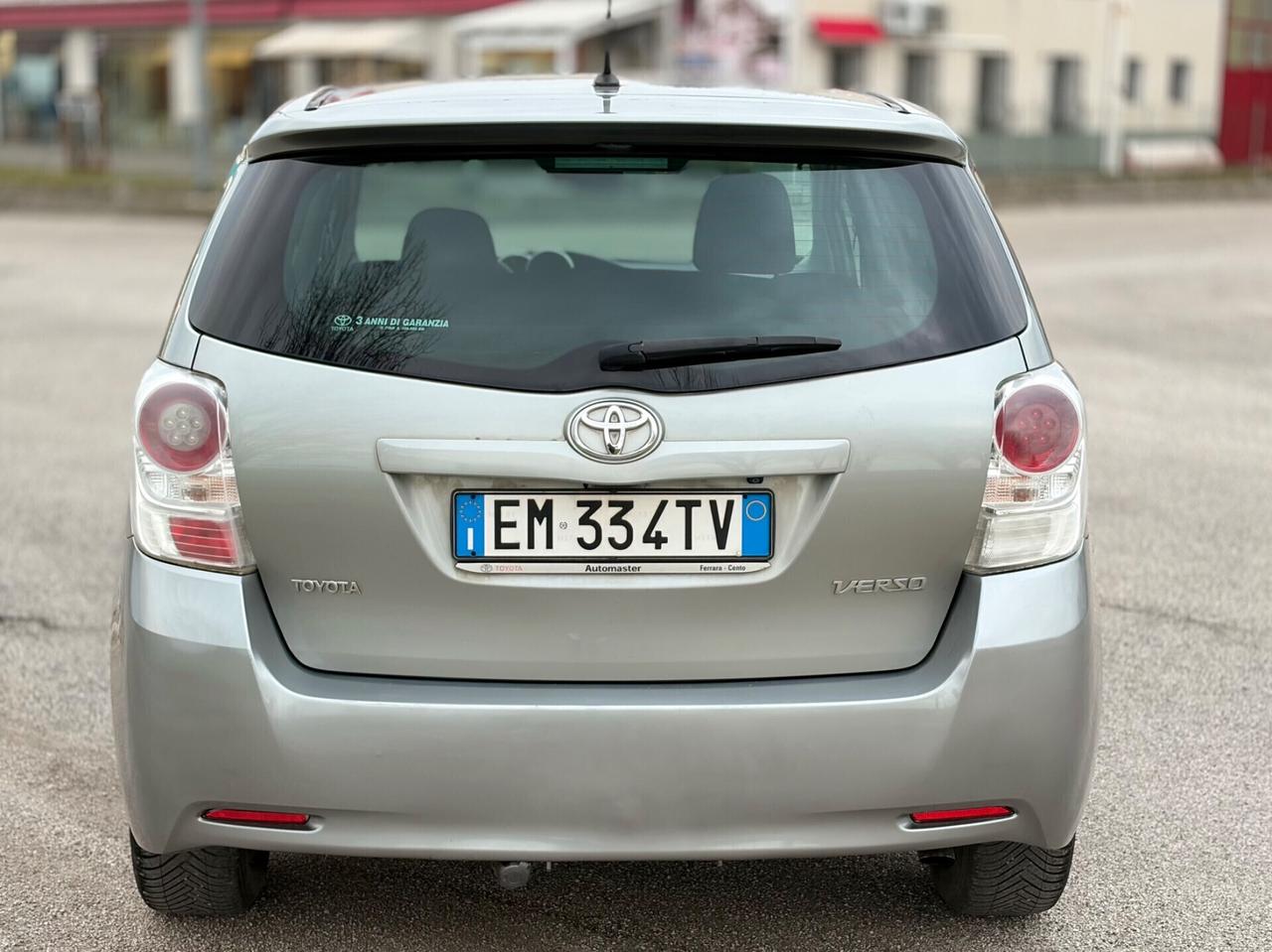 Toyota Verso 2.0 diesel 2012 7 posti Gancio Traino