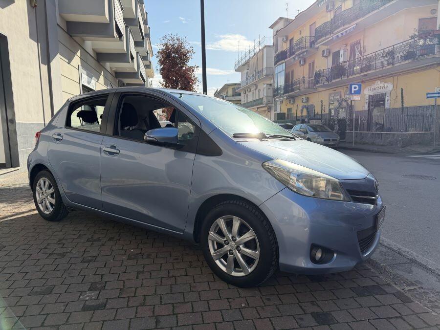 TOYOTA YARIS 1.0 LOUNGE CERTIFICATA UNPROPRIETARIO