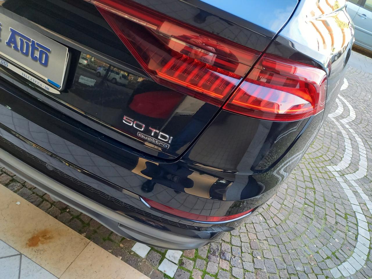 Audi Q8 50 TDI 286 CV quattro tiptronic S-LINE