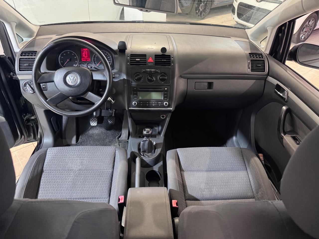 Volkswagen Touran 1.6 16V FSI Highline