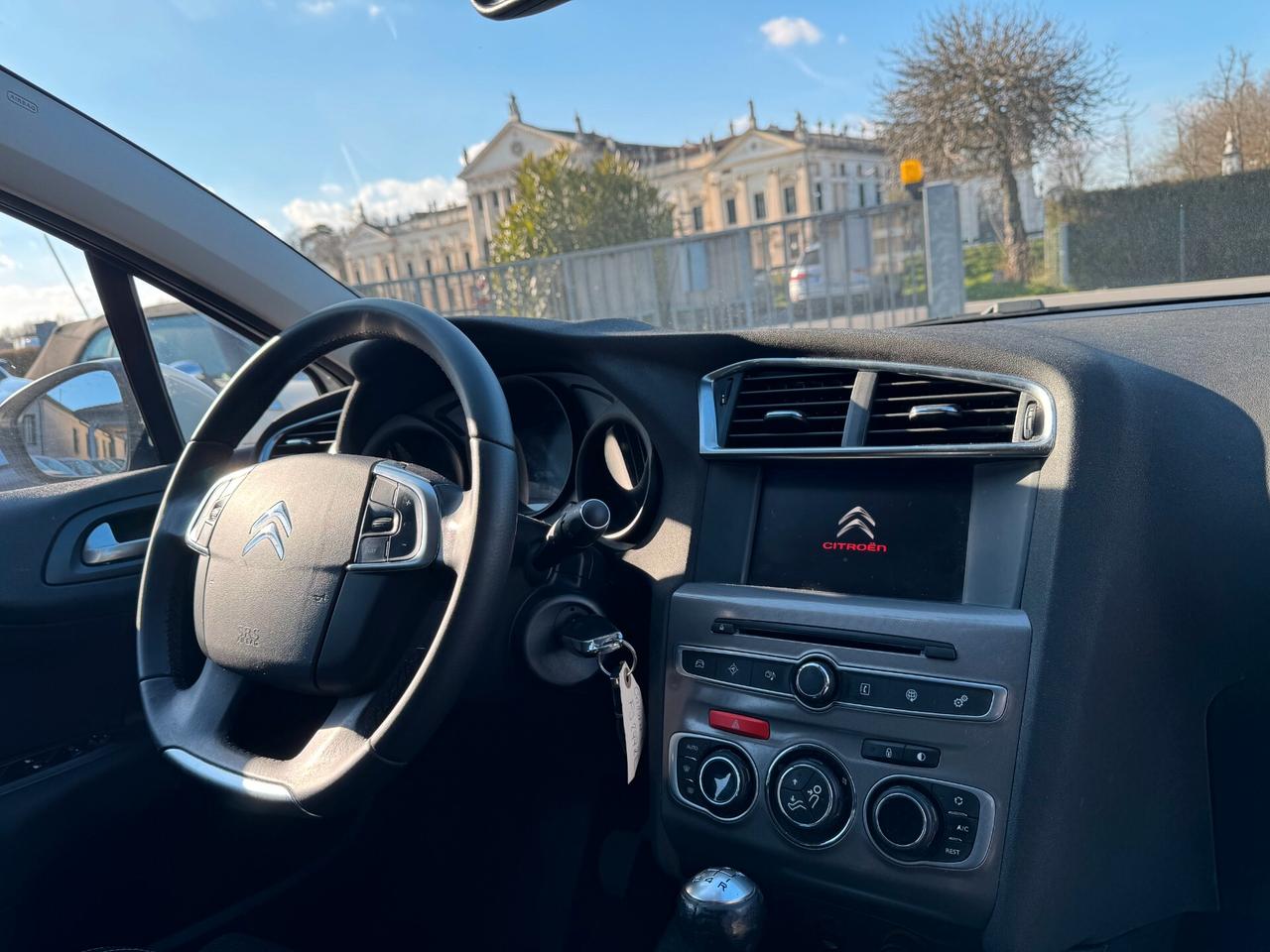 Citroen C4 BlueHDi 100 Feel Neopatentati
