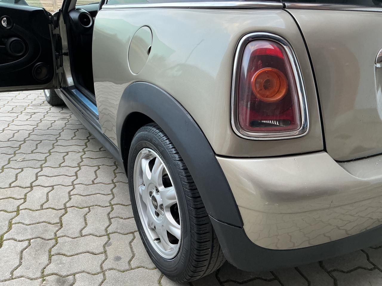 Mini 1.6 16V Cooper Chili