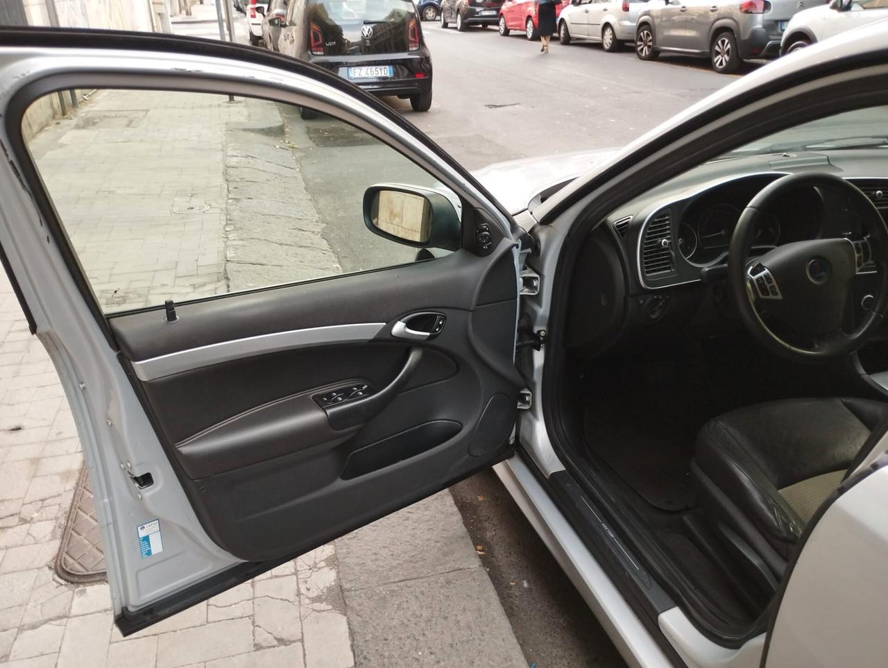 Saab 9-3 SportHatch 1.9 TiD DPF Vector