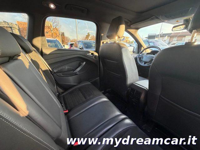 FORD Kuga 2.0 TDCI 180 CV S&S 4WD Vignale