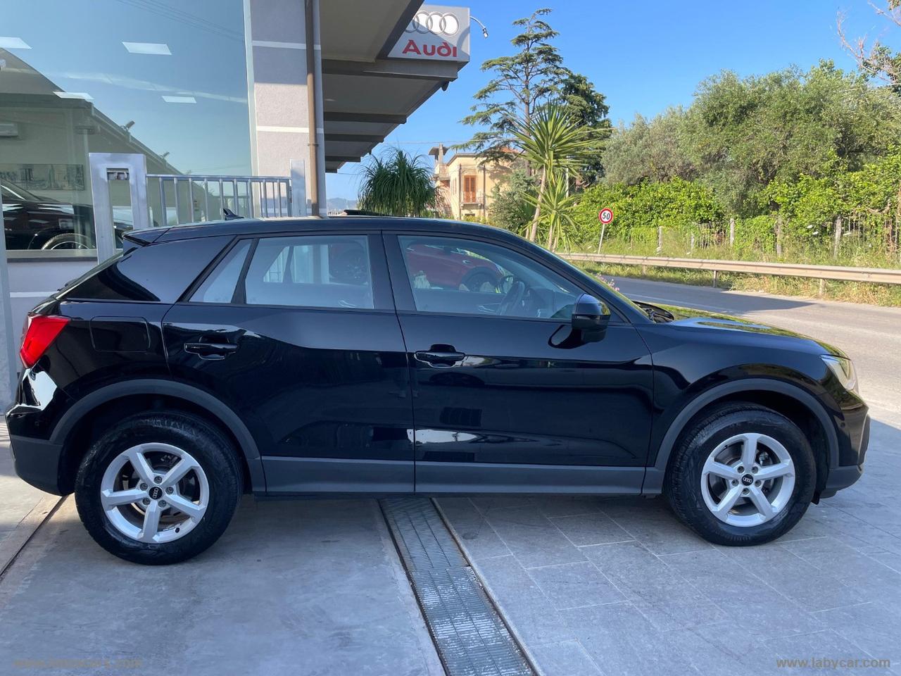AUDI Q2 30 TDI Business Advanced