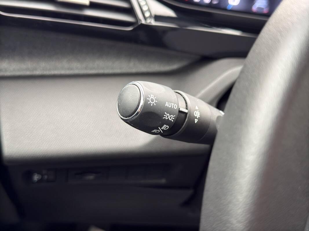 Peugeot 408 1.2 puretech Allure 145cv eat8 TELECAMERA A 360°