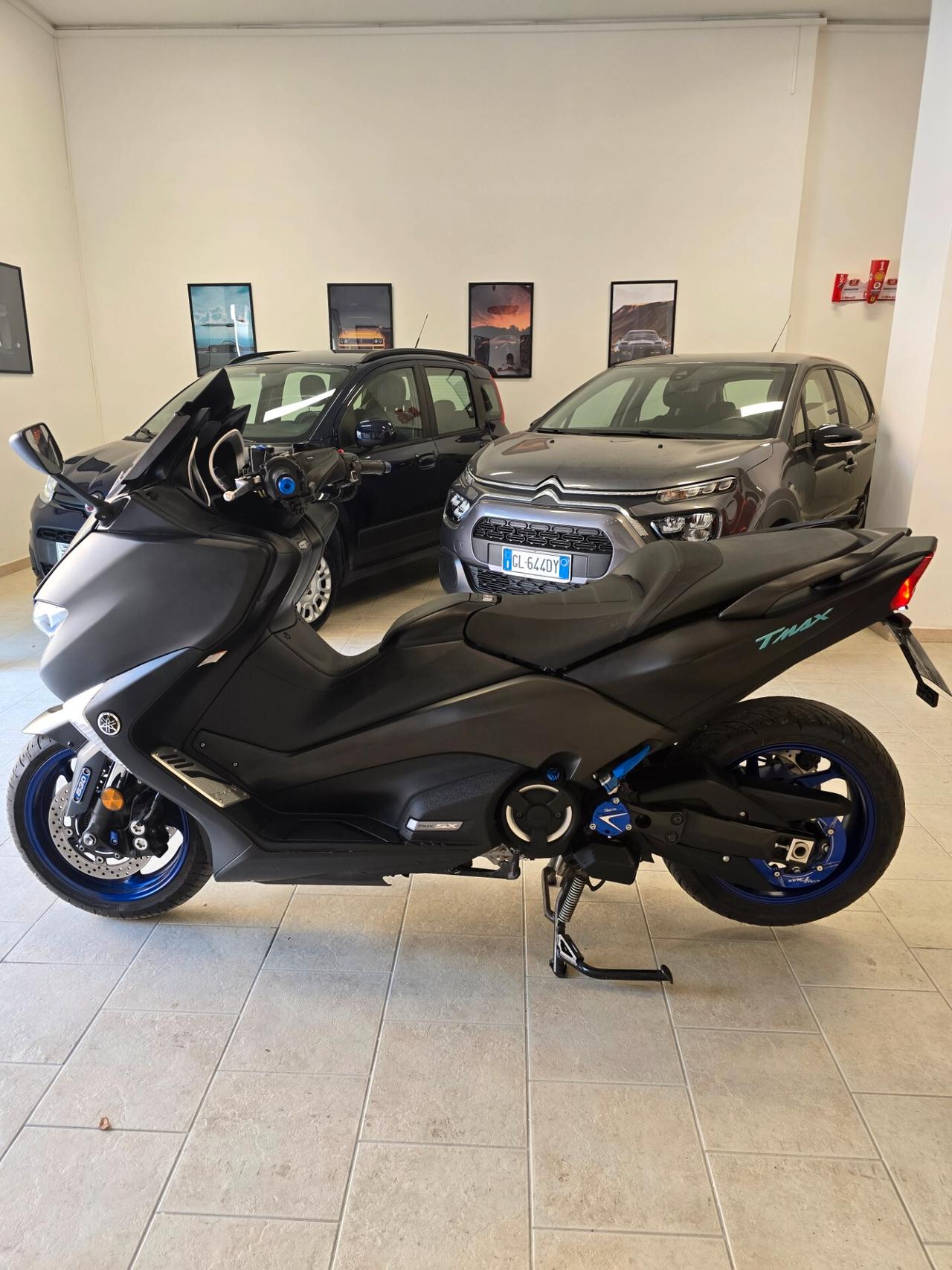 Yamaha TMAX SX