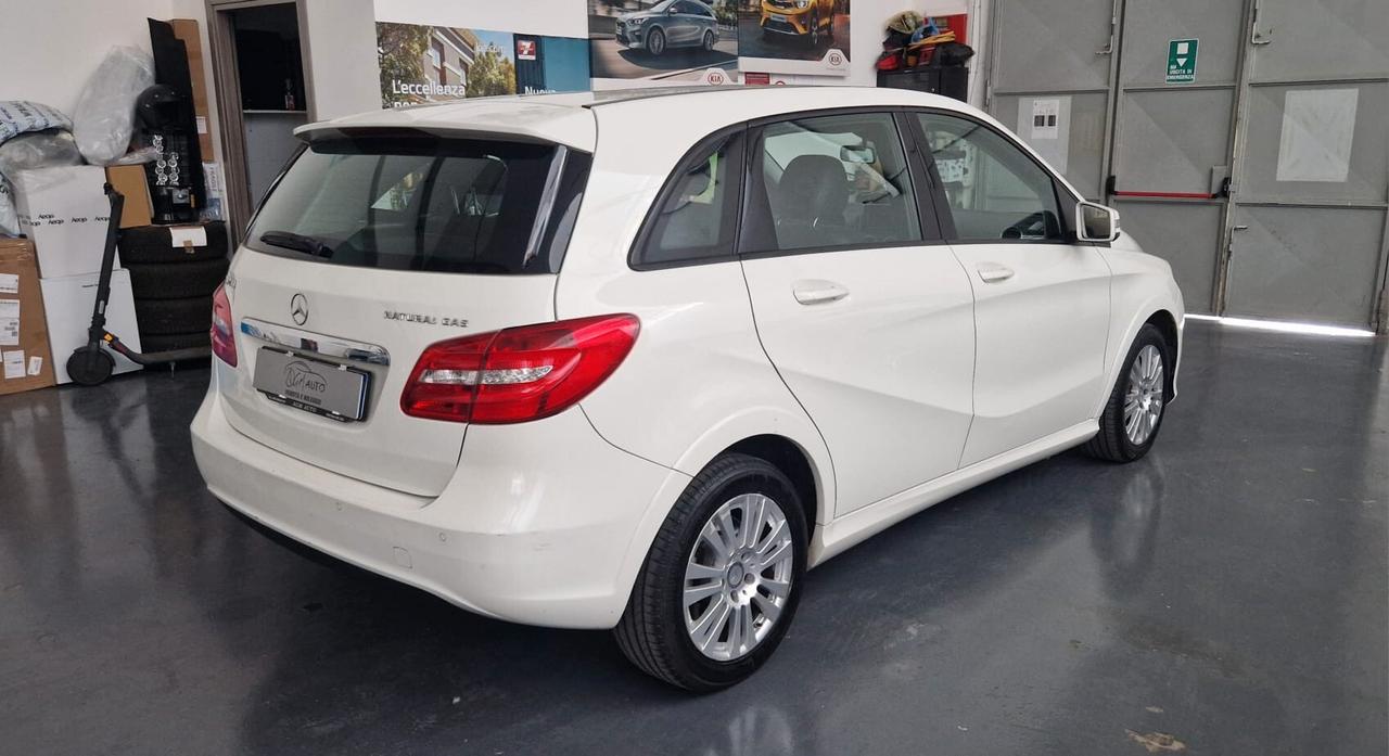 Mercedes-benz B 200 NGD Executive