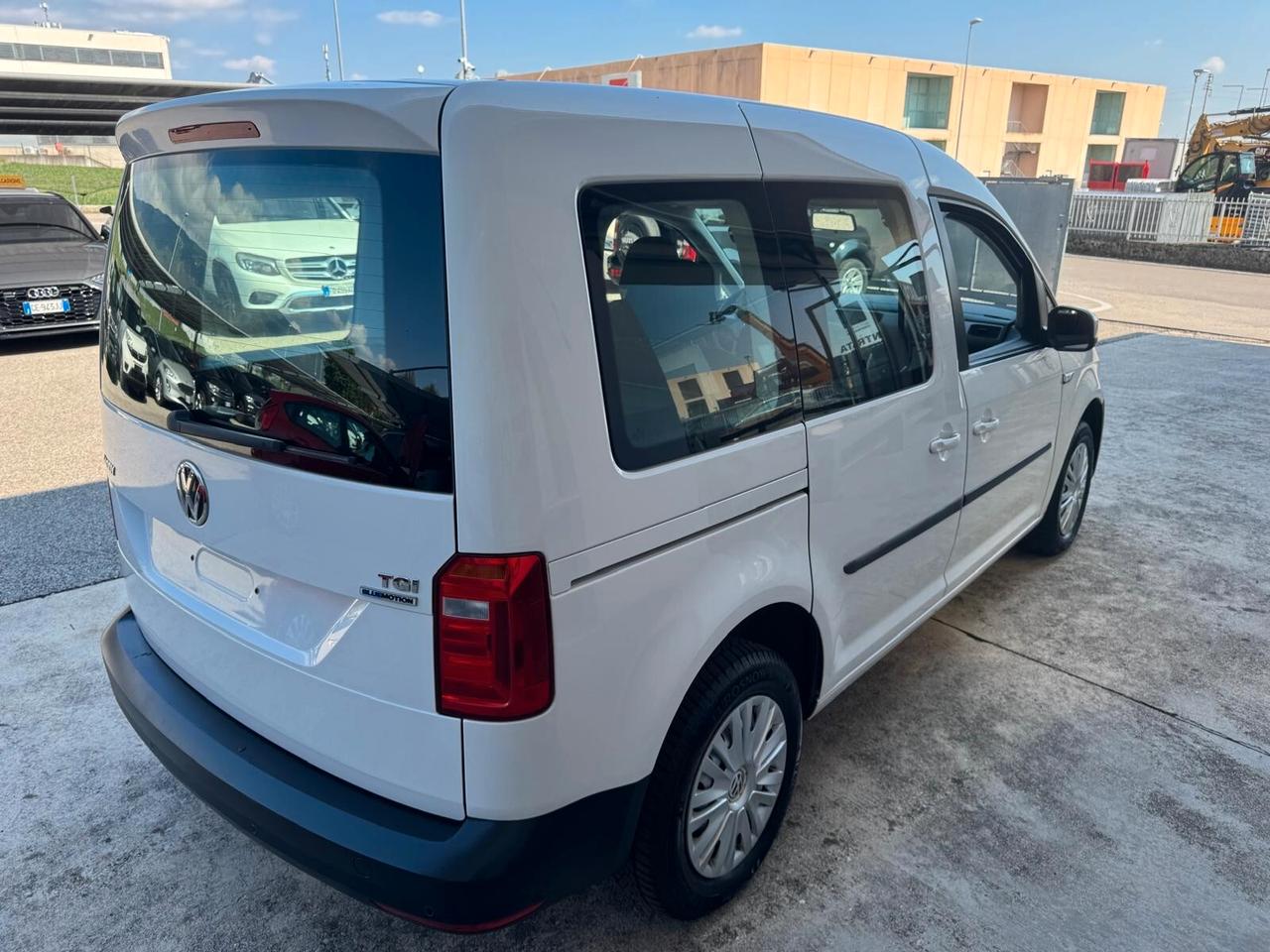 Volkswagen Caddy 1.4 TGI Trendline