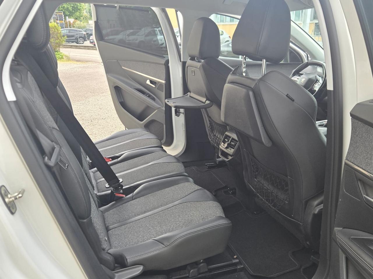 Peugeot 5008 BlueHDi 120 S&S Business