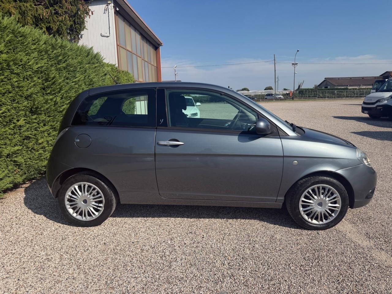 Lancia Ypsilon 1.2 ORO