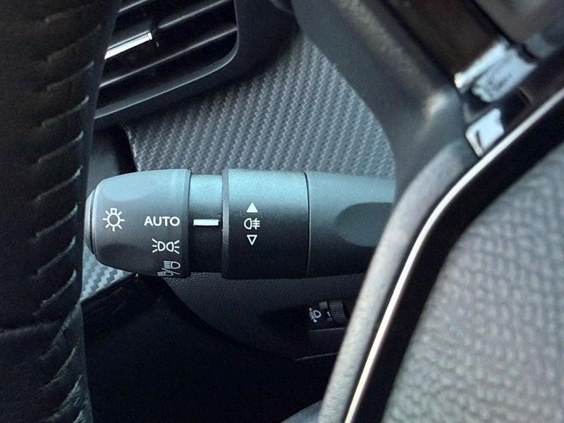 Peugeot 208 208 1.2 puretech Allure s&s 100cv