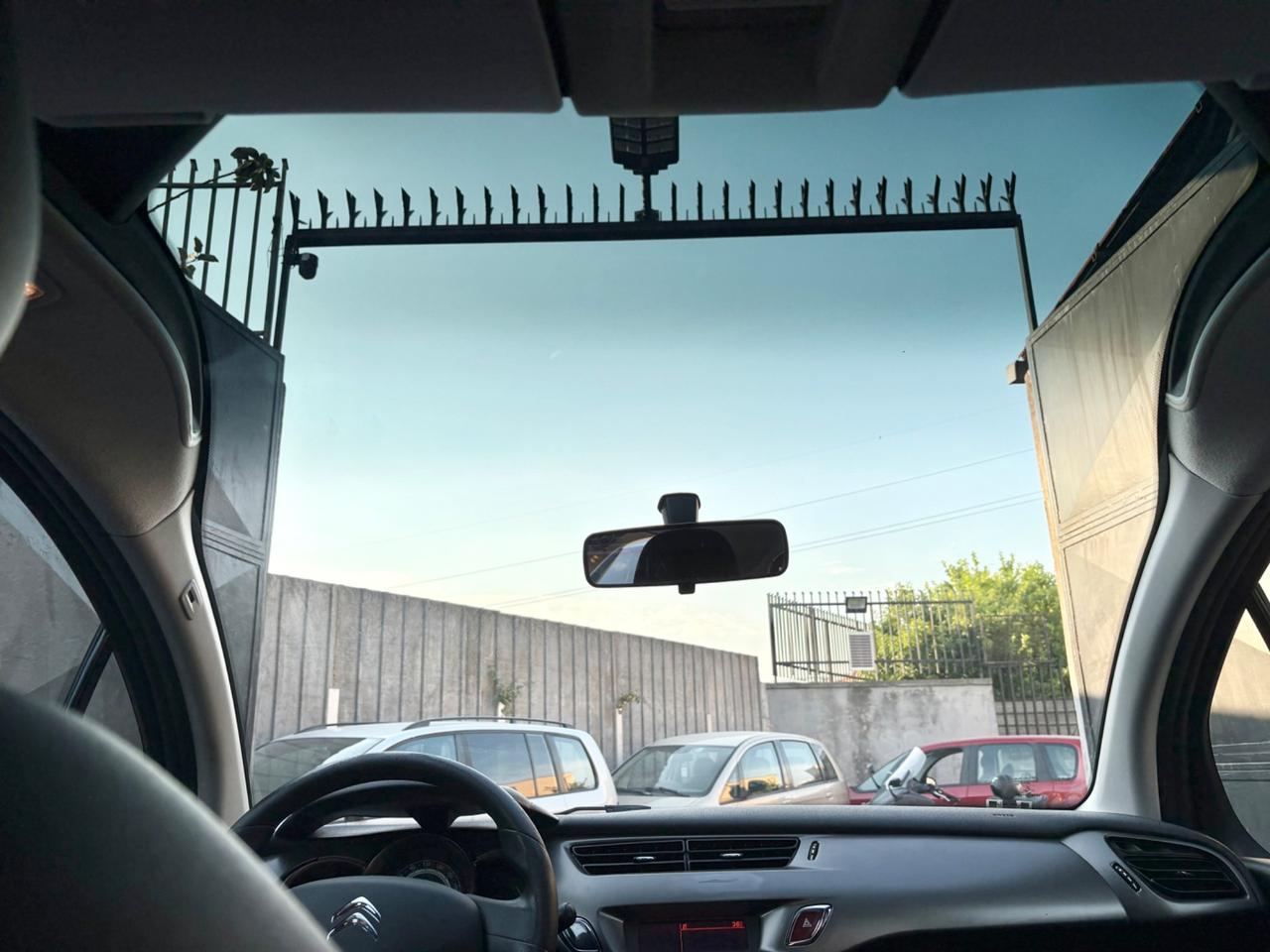 Citroen C3 restyling led 1.0 benz 135000km