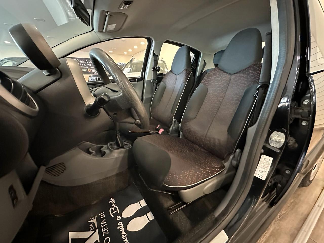 Peugeot 107 1.0 68CV 5p. Plaisir