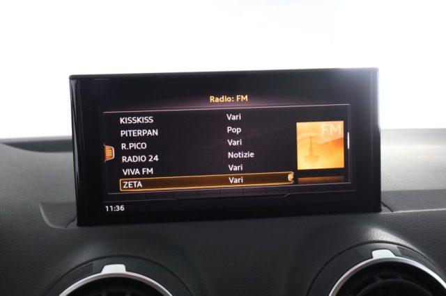 AUDI Q2 Q2 35 TDI S tronic Identity Black