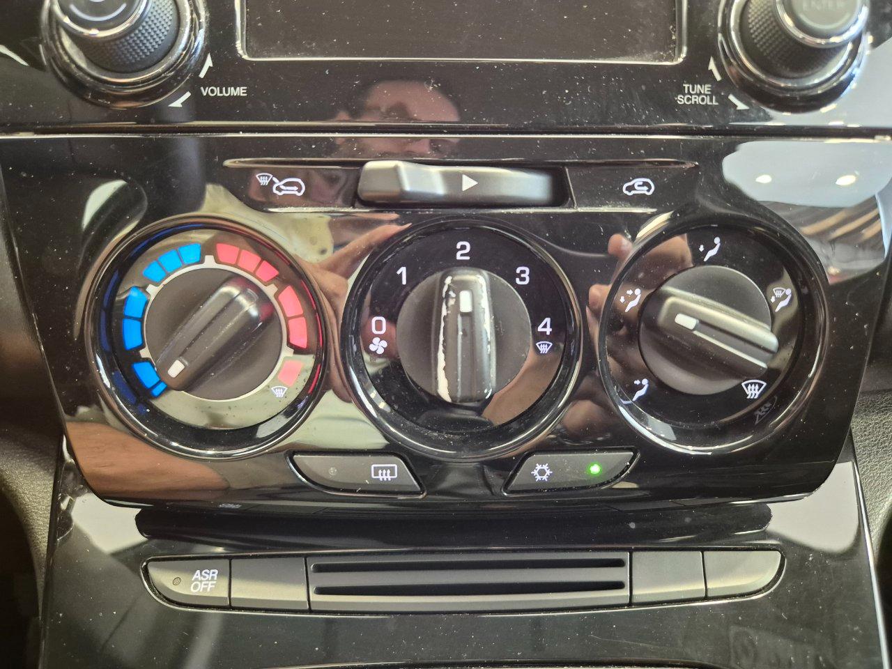 Lancia Ypsilon 5 porte 1.2 Silver 69cv - NEOPATENTATI - Sens. Post. - Bluetooth