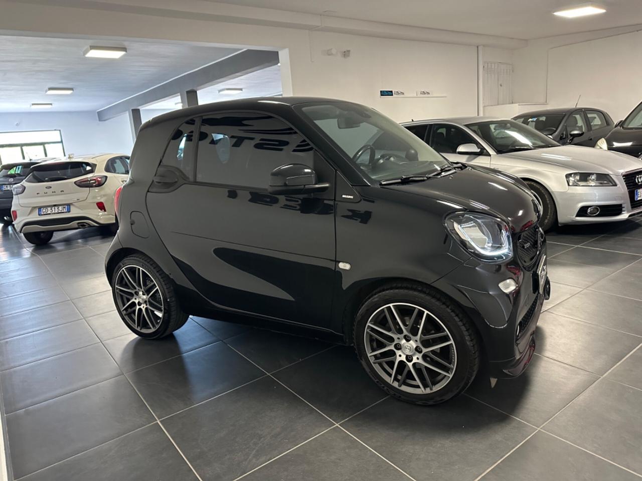 SMART BRABUS 109CV XCLUSIVE FULL LED P.CONSEGNA