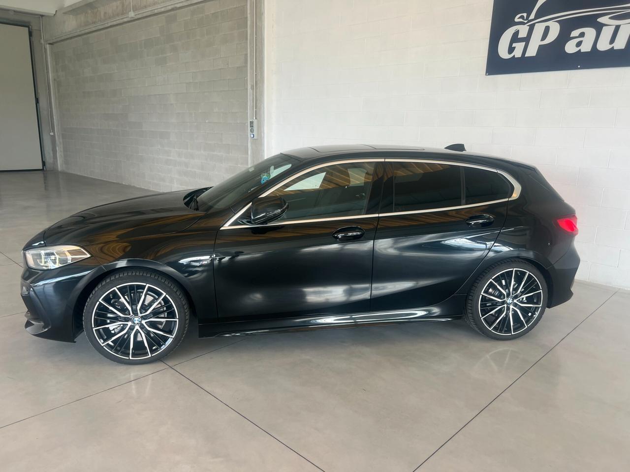 Bmw 120 120d xDrive 5p. Msport tetto apribile