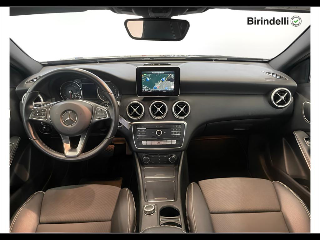 Mercedes-Benz Classe A (W176) - A 180 d Automatic Sport
