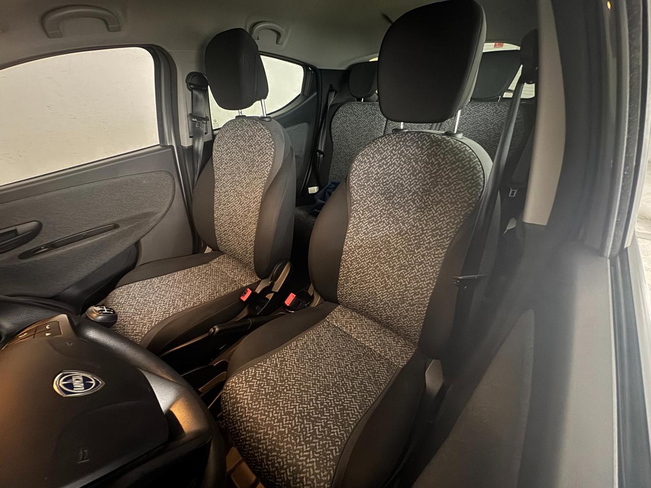 Lancia Ypsilon 5 Porte Ypsilon 1.2 Elefantino Blu UNICO PROPRIETARIO