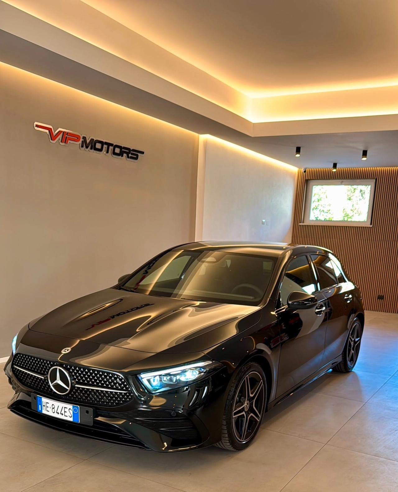 MERCEDES-BENZ A180 AUTOMATIC AMG LINE PREMIUM FULL