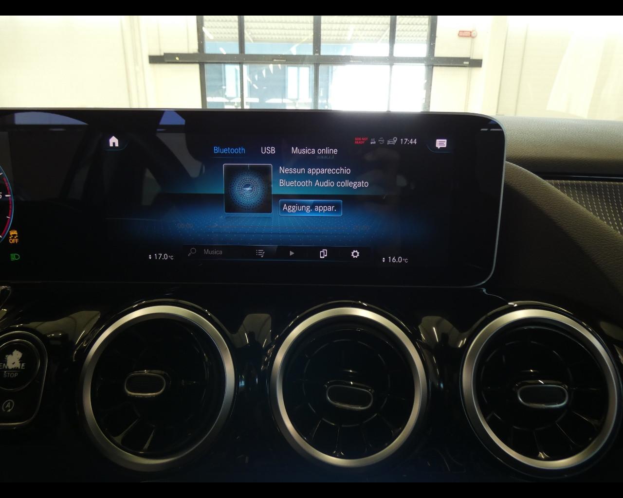 Mercedes-Benz Classe B (W247) - B 180 d Automatic Sport