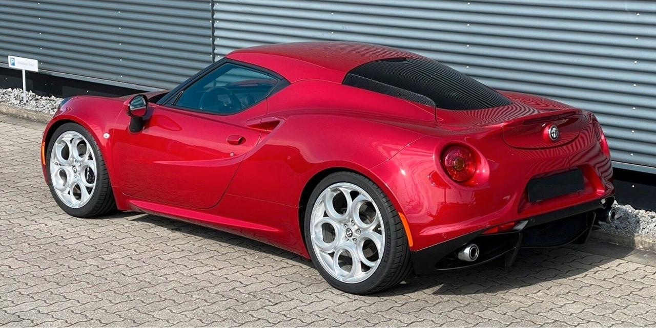 Alfa Romeo 4C 1750 TBi
