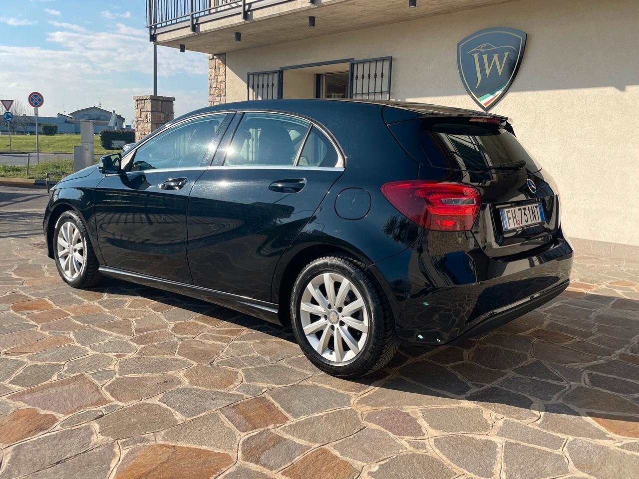 Mercedes-benz A 180d Automatic Style