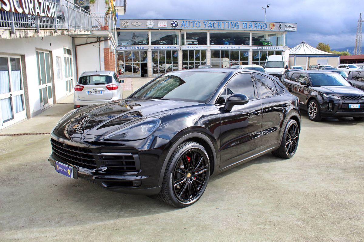 PORSCHE - Cayenne Coupe'