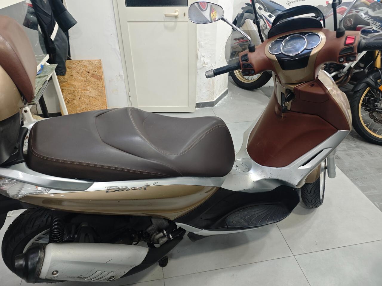 Piaggio Beverly 300 i.e. 300ie