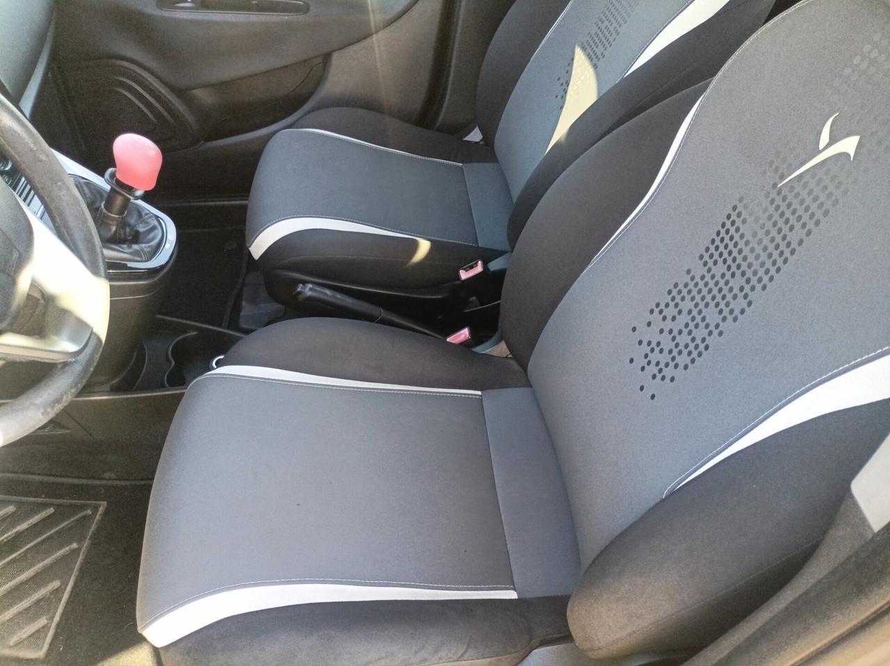 Lancia Ypsilon 1.2 69 CV 5 porte GPL Ecochic Gold