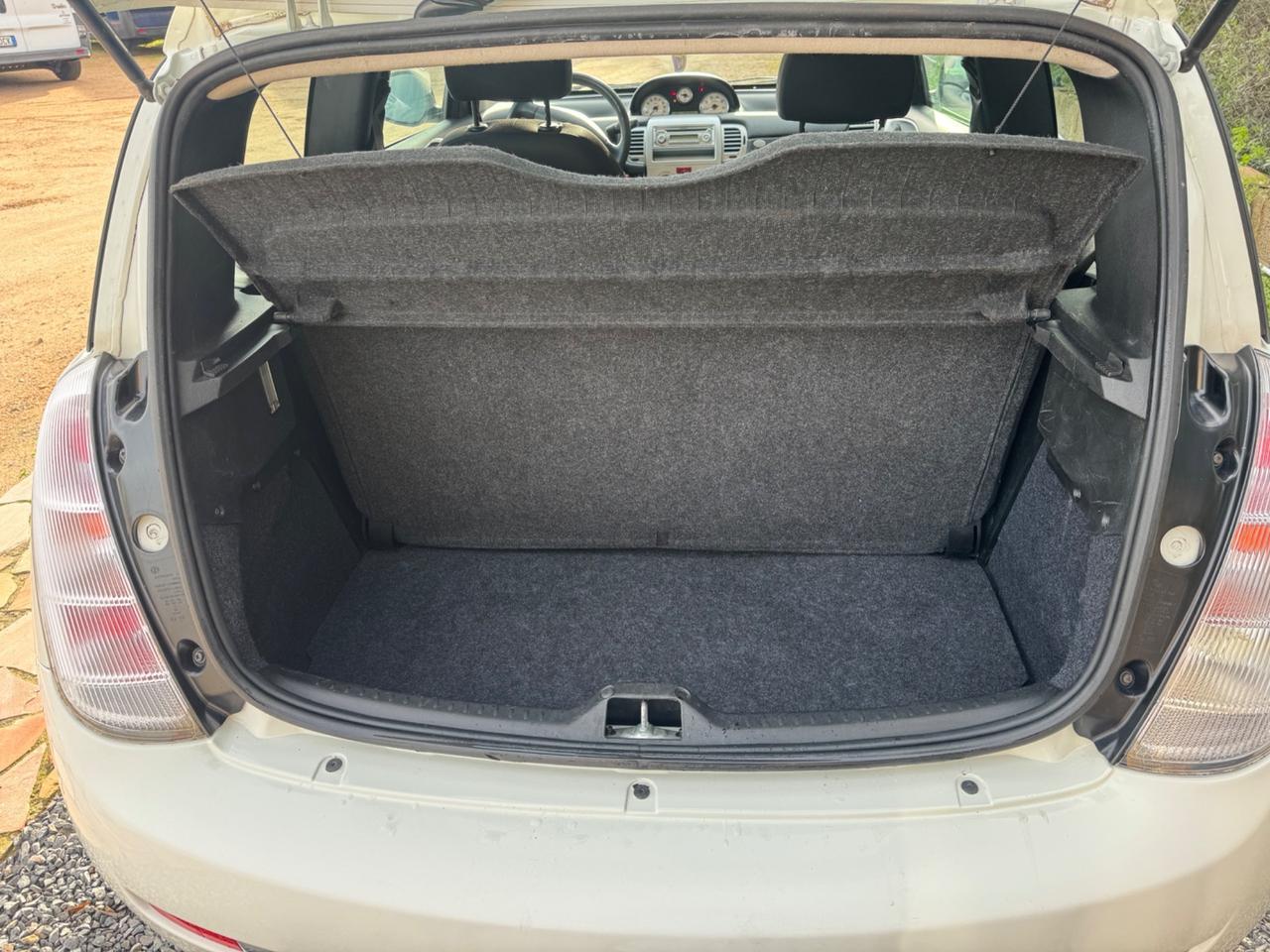 Lancia Ypsilon 1.2 69 PLATINUM