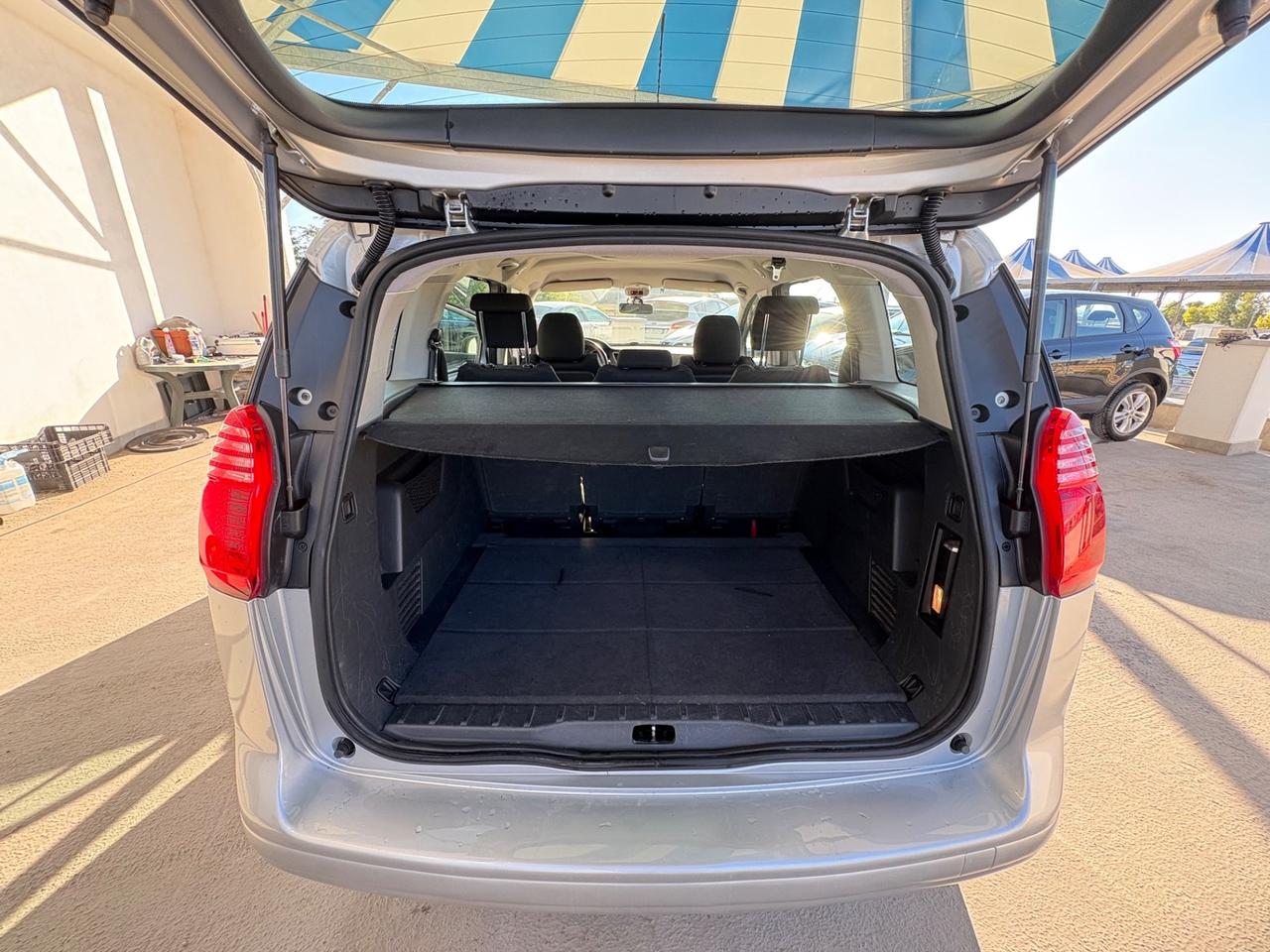 Peugeot 5008 1.6 HDi 112CV Business