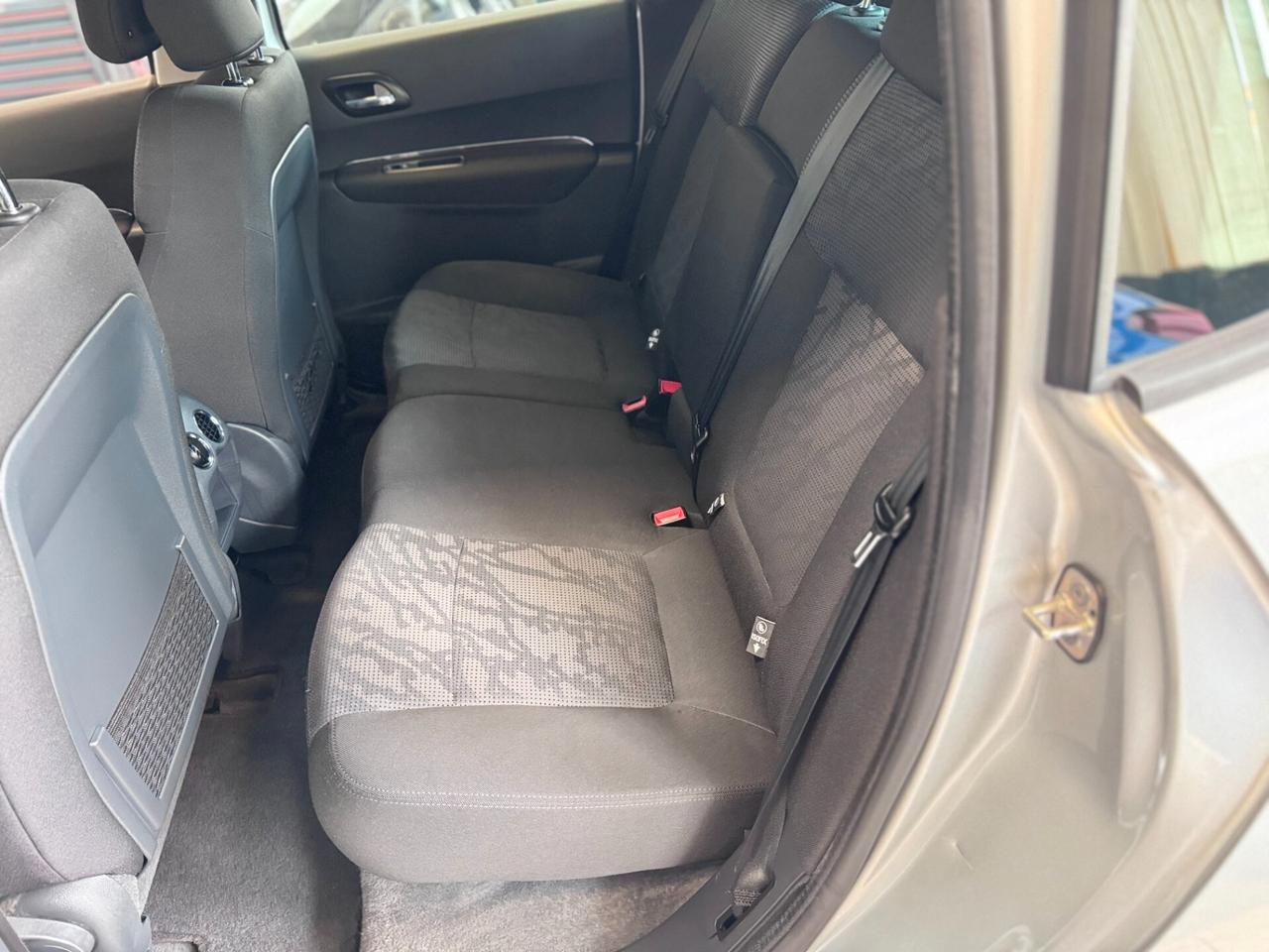 Peugeot 3008 1.6 HDi 112CV Tecno