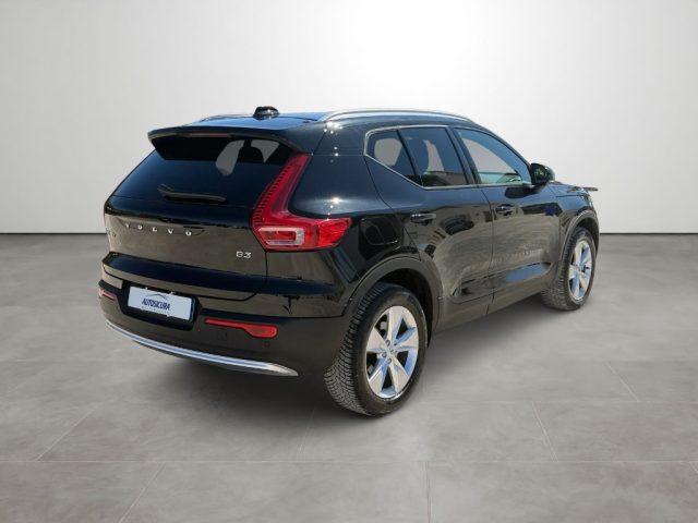 VOLVO XC40 B3 automatico Essential