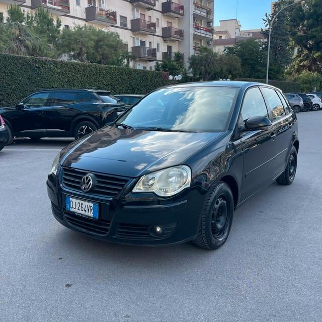 Volkswagen Polo 1.2 5P NEOPATENTATI