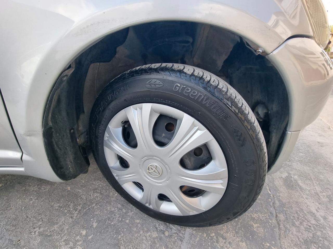 Toyota Yaris 1.4 tdi D-4D cat 5 porte