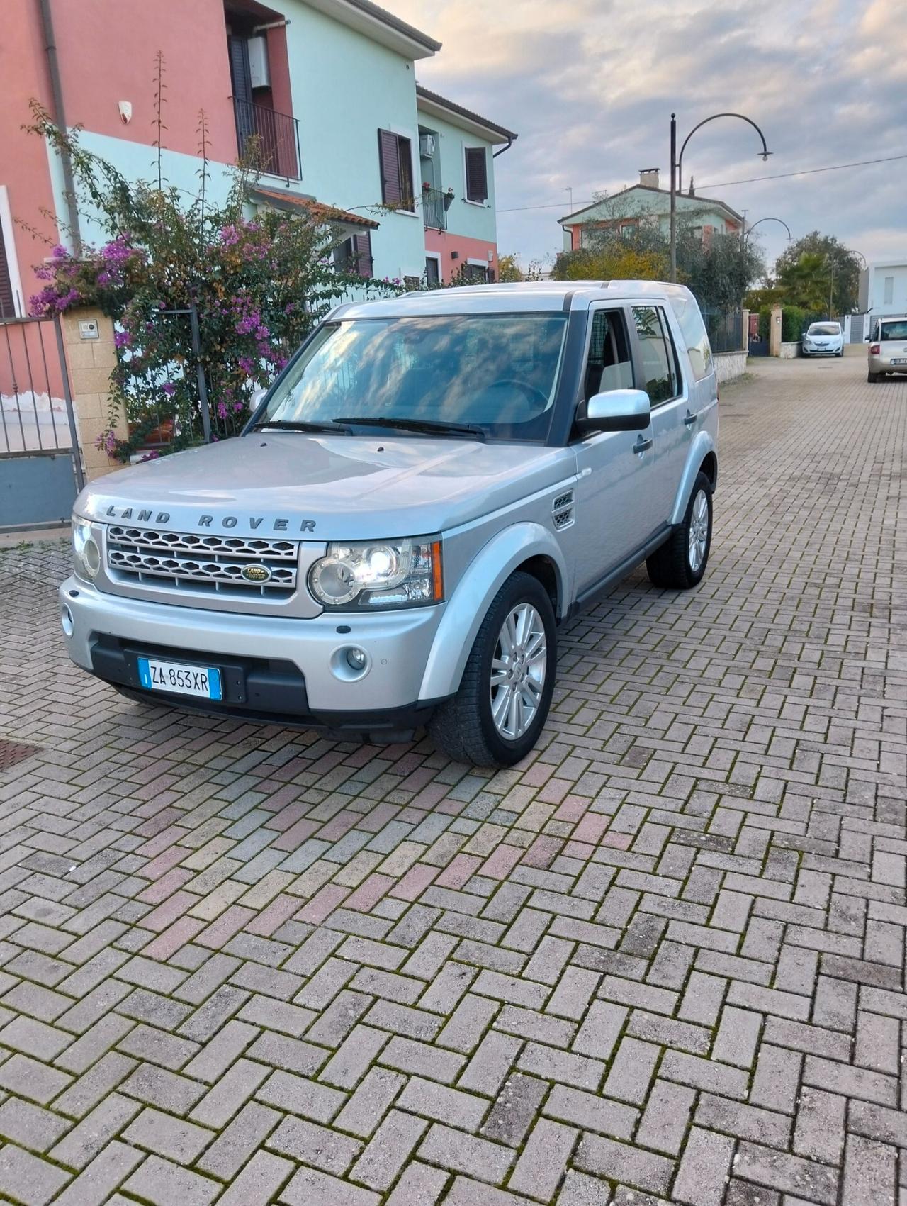 Land Rover Discovery 4 3.0 SDV6 245CV HSE