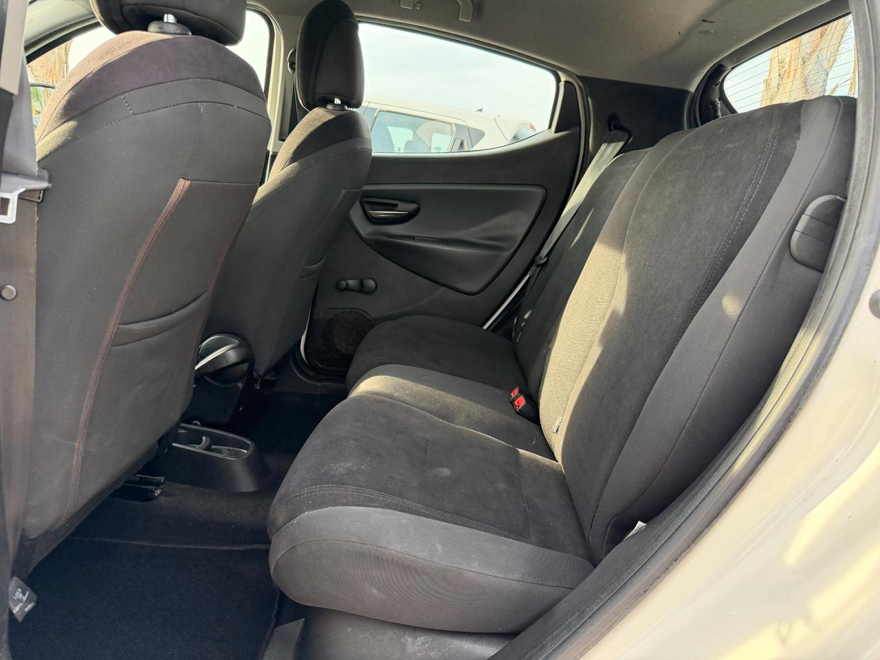 LANCIA YPSILON 2014 900 NATURAL/POWER 85 CV