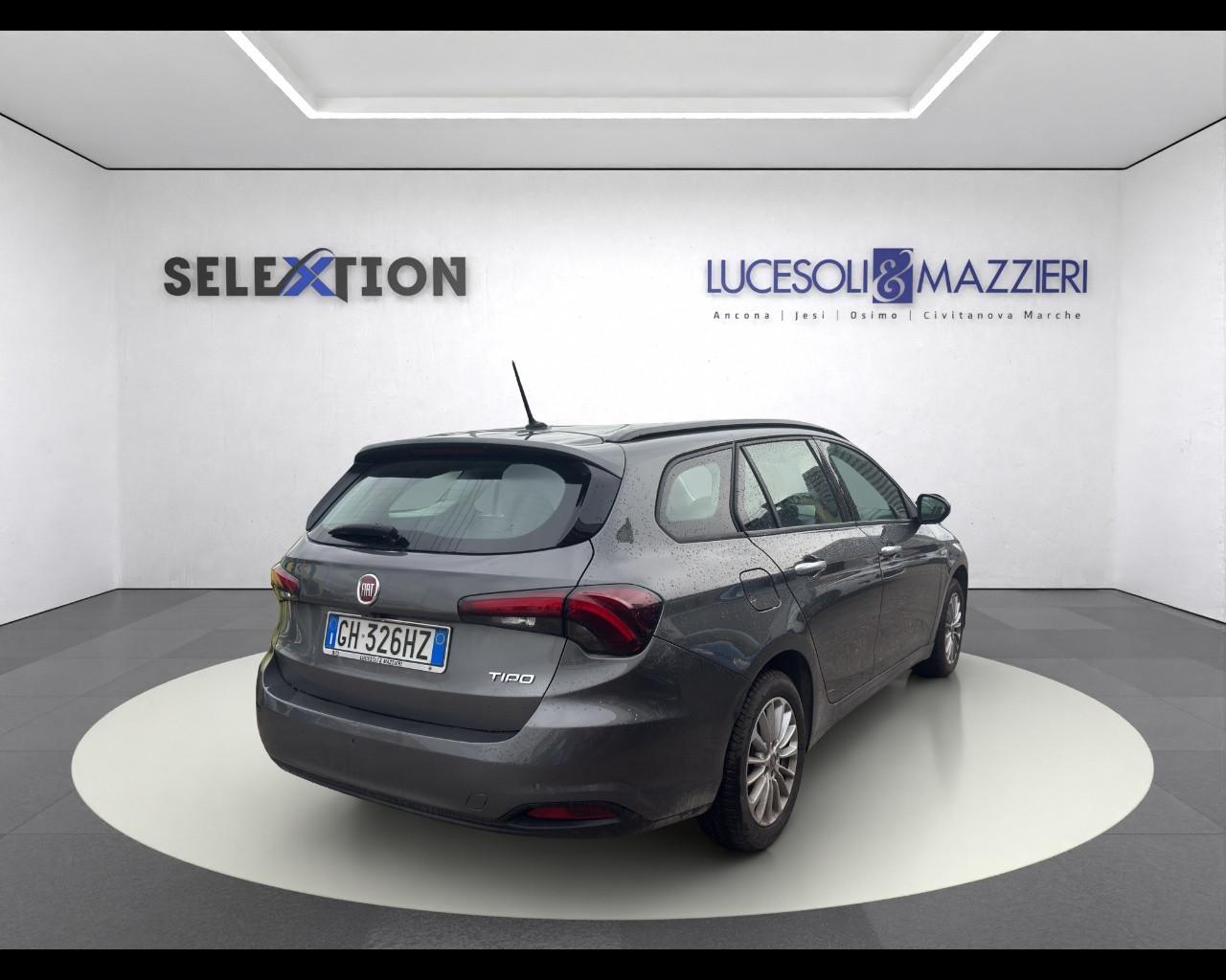FIAT Tipo (2015-->) - Tipo 1.3 Mjt S&S SW Business