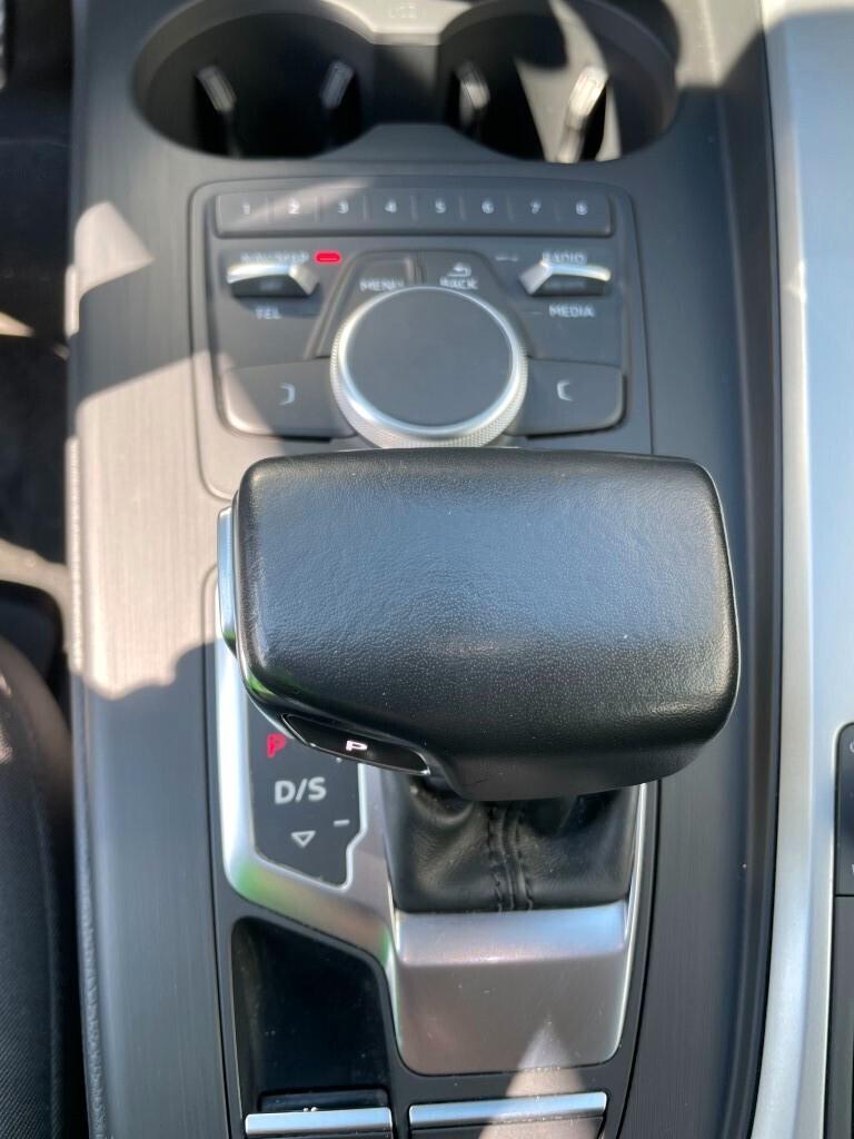 Audi A4 2.0 TDI 150 CV ultra S tronic Business Sport