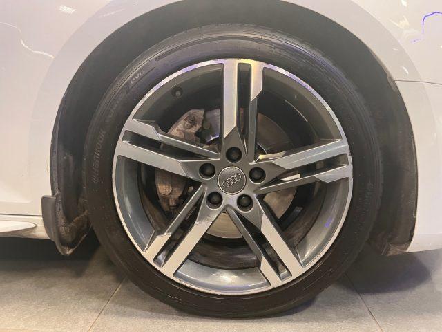 AUDI A4 Avant 40 TDI quattro S tronic Business Sport