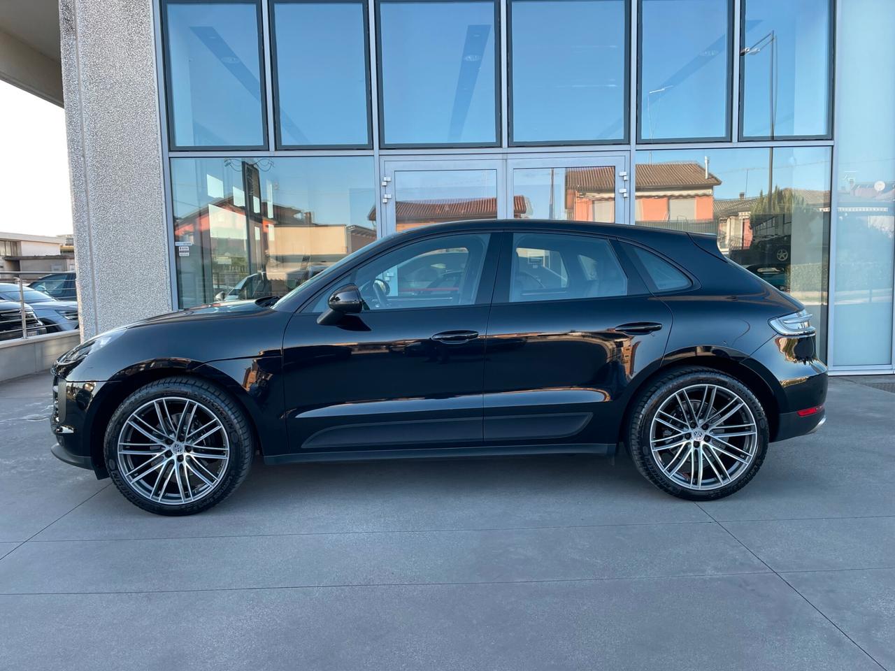 Porsche Macan 2.0 245cv Sospensioni 21" nazionale Full optional