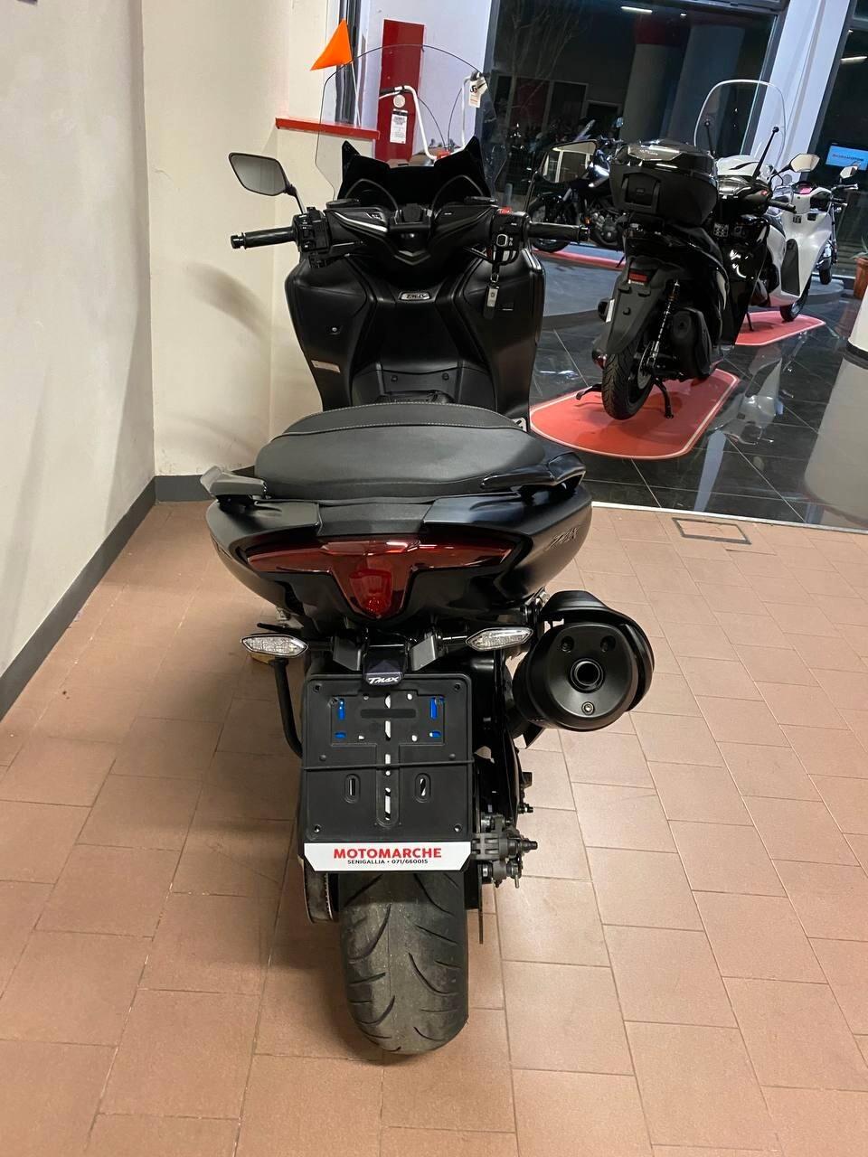 Yamaha T Max 560