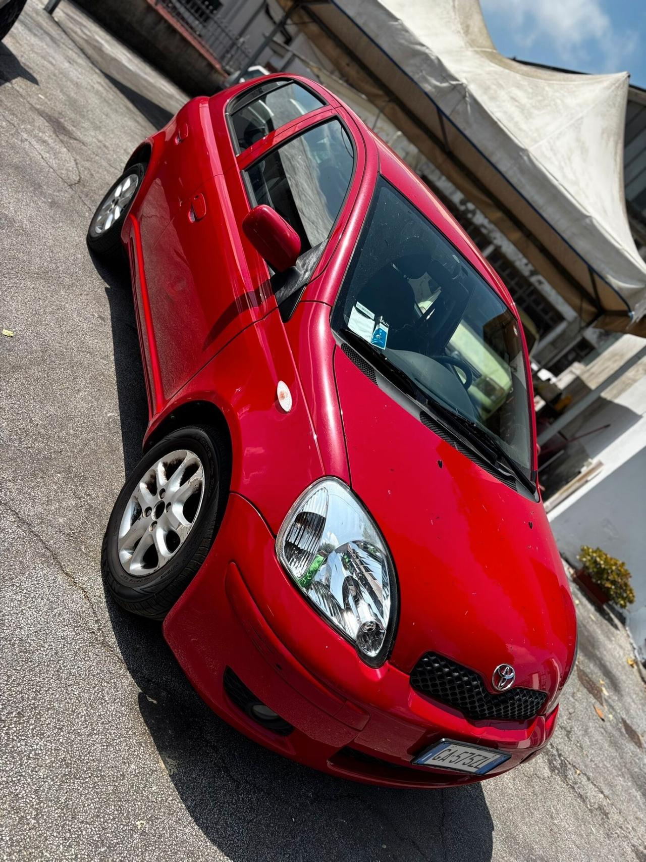 Toyota Yaris 1.0i 16V cat 5 porte Blue