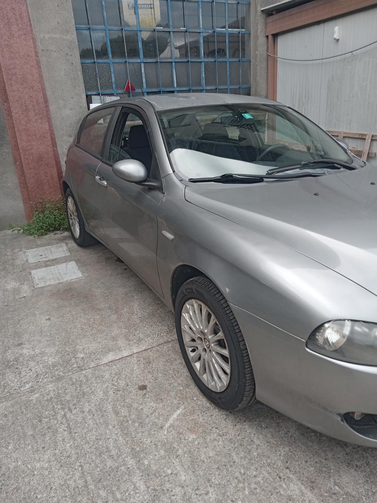 Alfa Romeo 147 1.9 JTD 16V cat 5 porte 6 marce