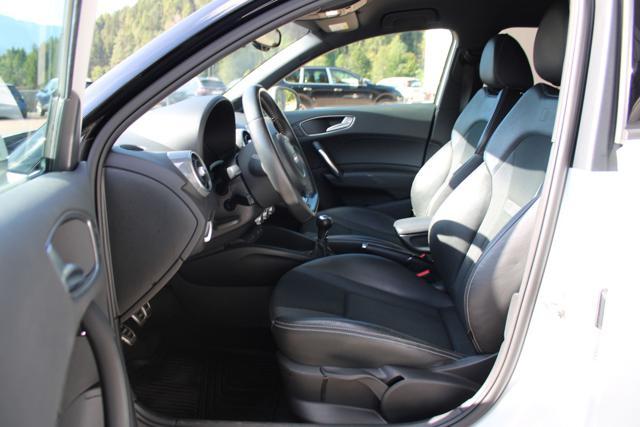 AUDI A1 SPB 1.6TDI 116cv S-line-XENON